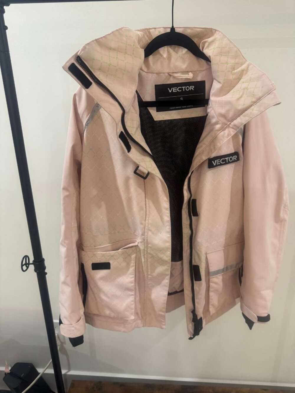VECTOR Pink Snowboard Ski Jacket Hooded Womens S